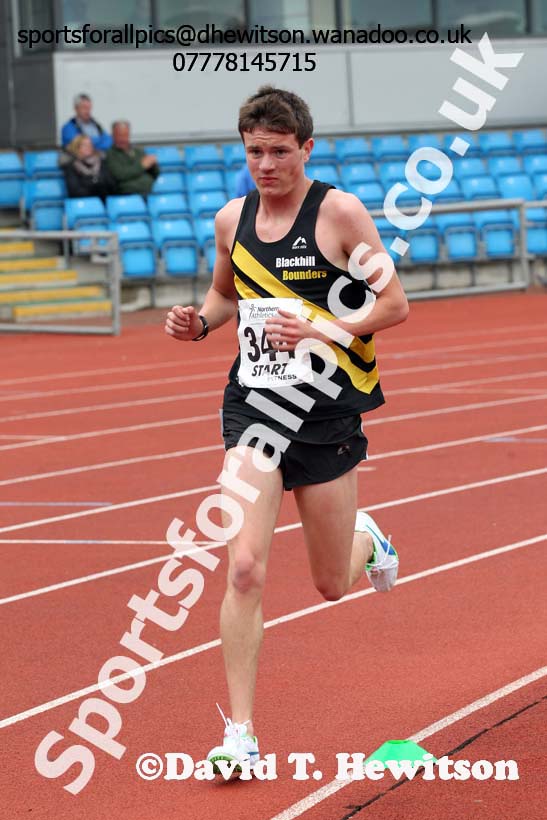 Mens  under-20s 5000 metres, Northern Senior and Under-20s Track and Field Champs., Manchester. Photo: David T. Hewitson/Sports for All Pics